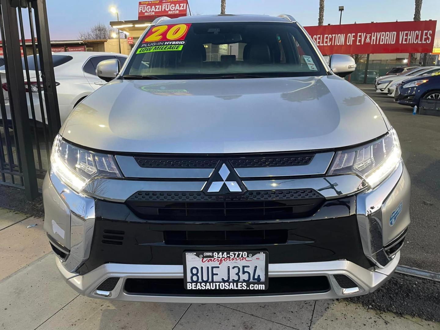 2020 SILVER /BLACK Mitsubishi Outlander PHEV (JA4J24A59LZ) , located at 744 E Miner Ave, Stockton, CA, 95202, (209) 944-5770, 37.956863, -121.282082 - Photo#2